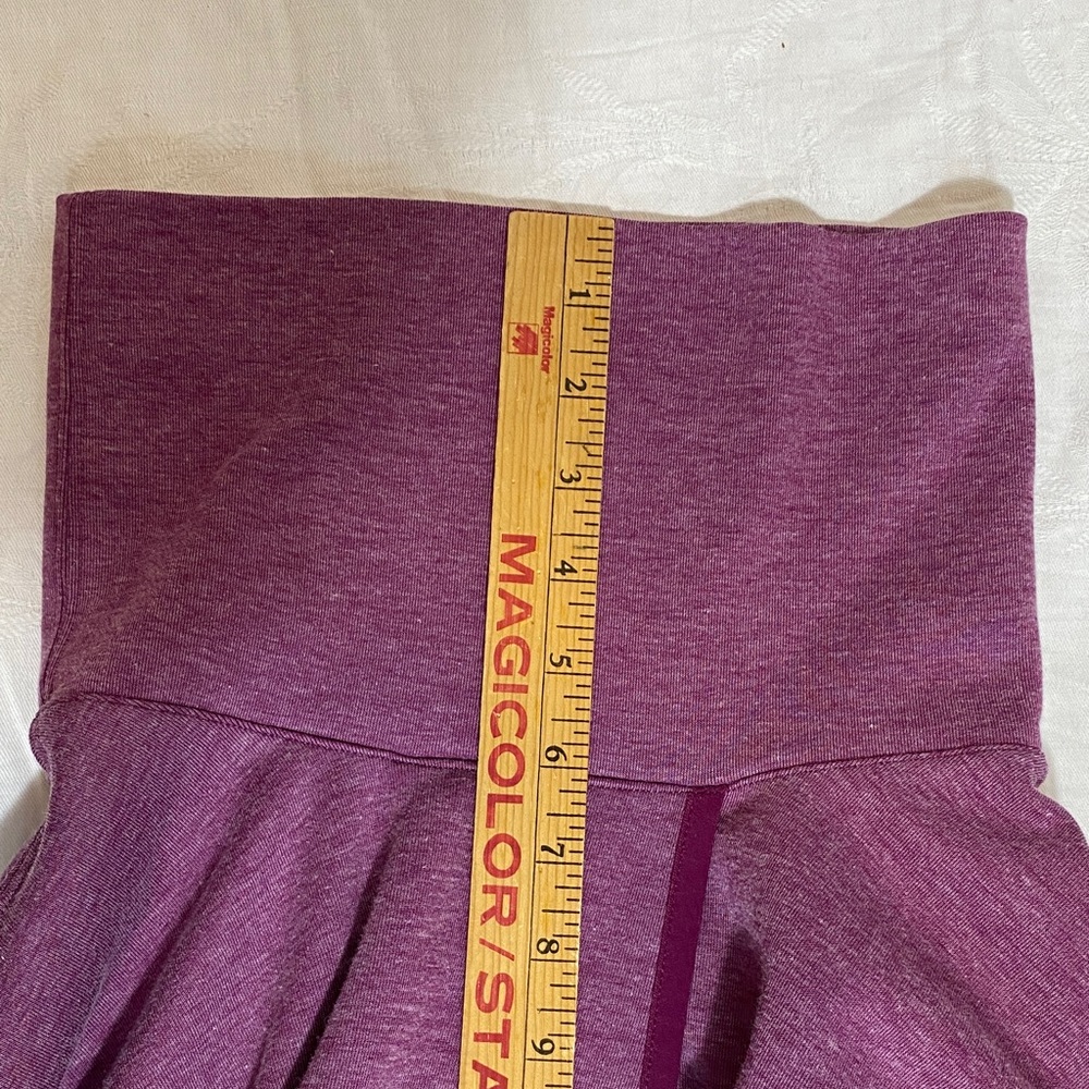 Nike Dri-Fit Maternity Reversible Pullover in Violet Heather - women size M - Picture 12 of 12